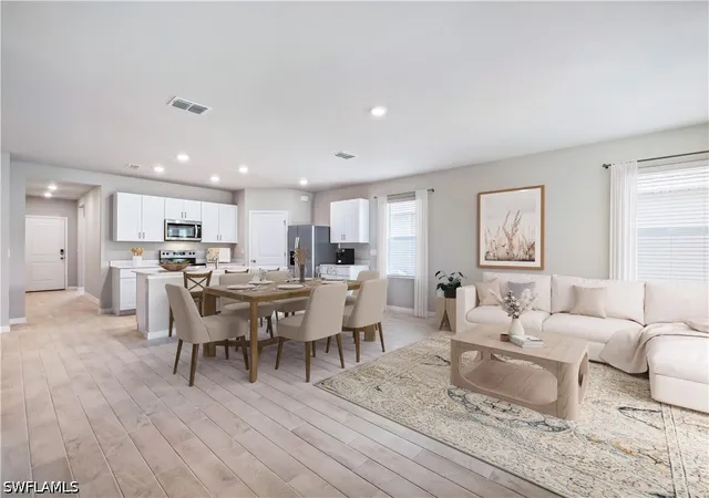 Photo 2 of Single family home for sale at 14208 Hemingway Oaks Trl, Fort Myers, FL 33905 | MLS# 226028208 | Listing updated on 2026-10-06