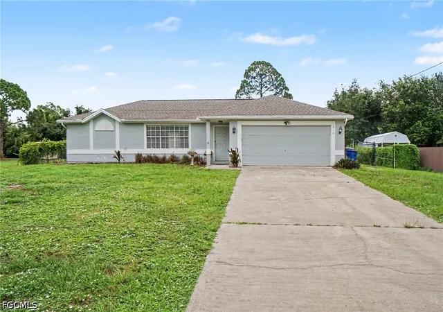 Photo 1 of Single family home for sale at 514 Palmetto Ave, Lehigh Acres, FL 33972 | MLS# 2026032897 | Listing updated on 2026-09-04