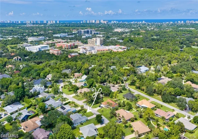 Photo 3 of Single family home for sale at 162 Westwood Dr, Naples, FL 34110 | MLS# 226019204 | Listing updated on 2026-09-15