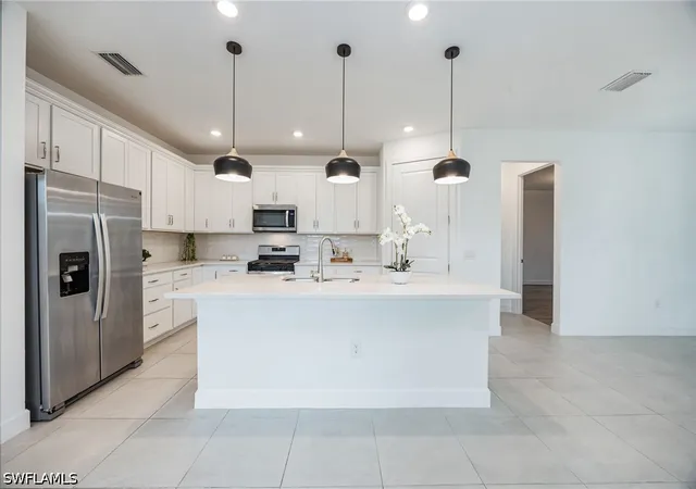 Photo 2 of Single family home for sale at 10335 Ventana Ln, Naples, FL 34120 | MLS# 226028163 | Listing updated on 2026-09-13