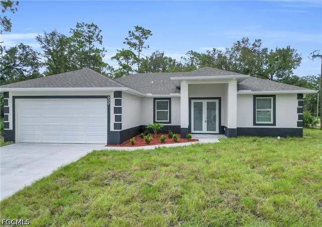Photo 1 of Single family home for sale at 918 8th Avenue, Lehigh Acres, FL 33972 | MLS# 2026032949 | Listing updated on 2026-09-10