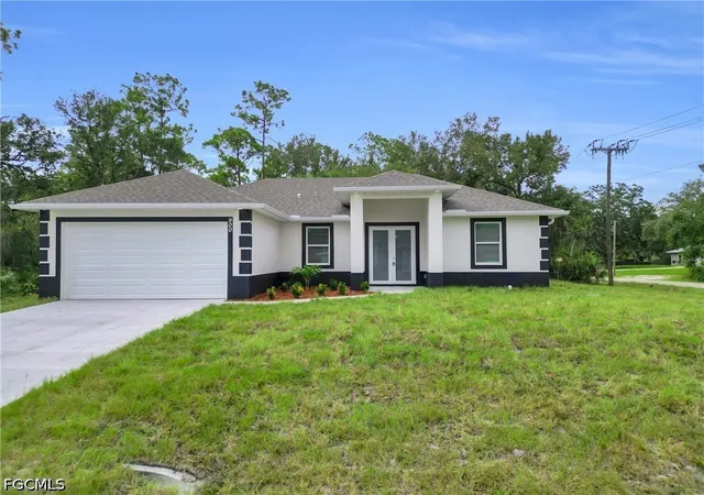 Photo 2 of Single family home for sale at 918 8th Avenue, Lehigh Acres, FL 33972 | MLS# 2026032949 | Listing updated on 2026-09-10