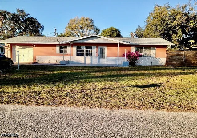Photo 1 of Sale Pending at 901 Juno Dr, Lehigh Acres, FL 33936 | MLS# 2026032961 | Listing updated on 2026-09-28