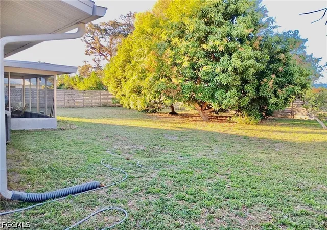 Photo 3 of Sale Pending at 901 Juno Dr, Lehigh Acres, FL 33936 | MLS# 2026032961 | Listing updated on 2026-09-28