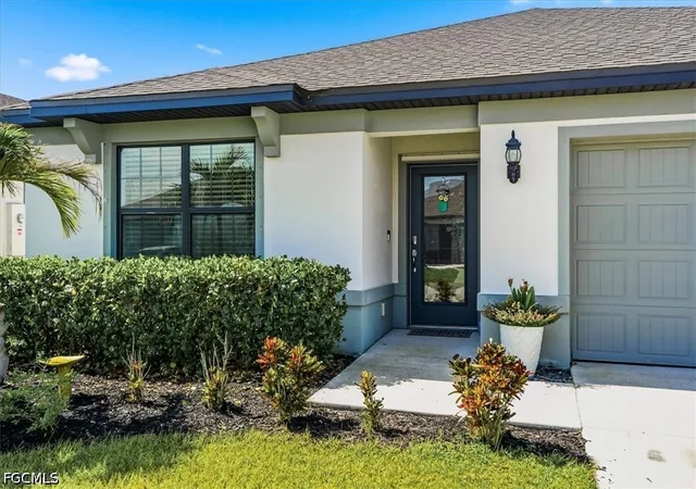 Photo 4 of Single family home for sale at 10761 Firebush Cir, North Fort Myers, FL 33917 | MLS# 2026033007 | Listing updated on 2026-09-20