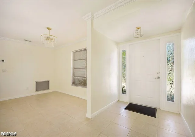 Photo 3 of Single family home for sale at 5661 Eichen Cir E, Fort Myers, FL 33919 | MLS# 2026033032 | Listing updated on 2026-09-09