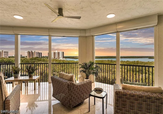 Listing Photo 4 - Condo for sale in building located at 285 Grande Wy, Naples, FL 34110 - Unit #503