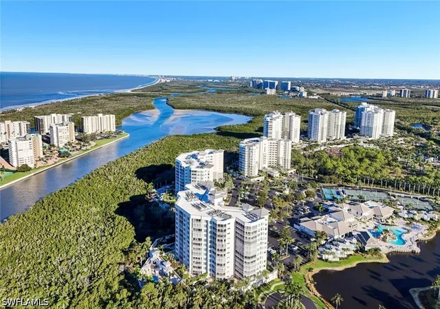 Listing Photo 4 - Condo for sale in building located at 300 Dunes Blvd, Naples, FL 34110 - Unit #203
