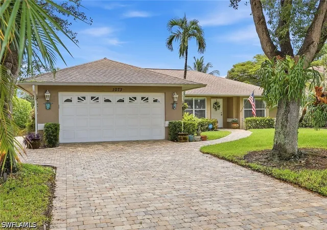 Photo 1 of Single family home for sale at 1073 N Alhambra Cir, Naples, FL 34103 | MLS# 226028173 | Listing updated on 2026-09-18