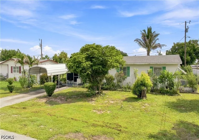 Photo 1 of Single family home for sale at 803 Perry Ave, Lehigh Acres, FL 33936 | MLS# 2026033110 | Listing updated on 2026-09-08