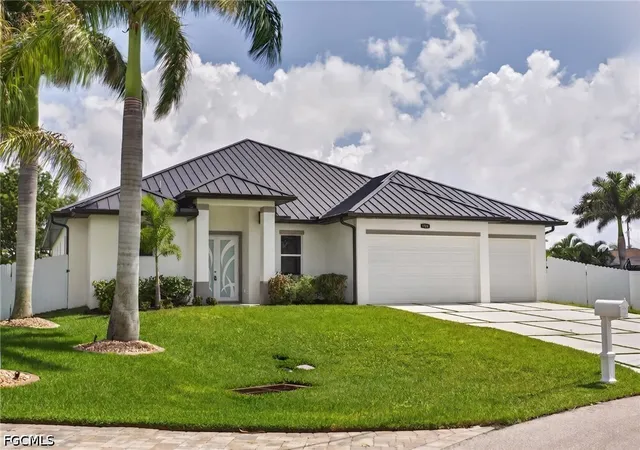 Photo 4 of Single family home for sale at 1726 SW 36th Terrace, Cape Coral, FL 33914 | MLS# 2026033120 | Listing updated on 2026-10-04