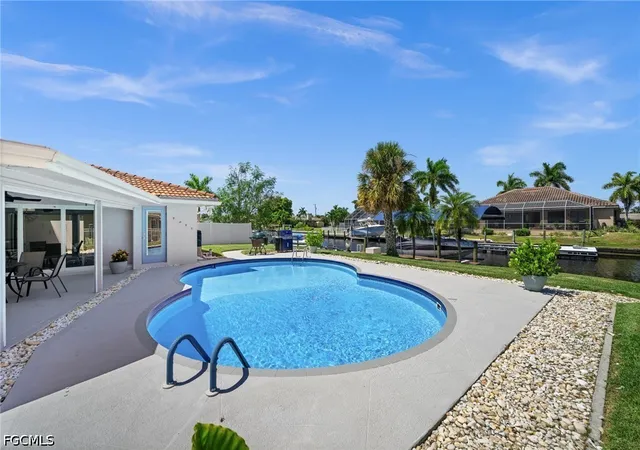Photo 2 of Sale Pending at 4914 Sorrento Ct, Cape Coral, FL 33904 | MLS# 2026033287 | Listing updated on 2026-09-04
