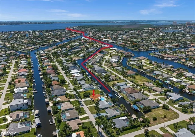 Photo 3 of Sale Pending at 4914 Sorrento Ct, Cape Coral, FL 33904 | MLS# 2026033287 | Listing updated on 2026-09-04