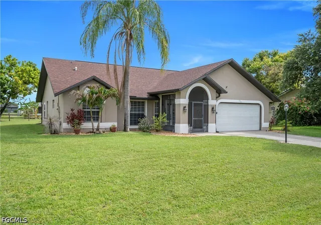 Photo 3 of Single family home for sale at 538 Whispering Wind Bnd, Lehigh Acres, FL 33974 | MLS# 2026033315 | Listing updated on 2026-09-09