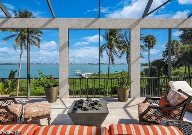 Photo 2 of Single family home for sale at 831 Caxambas Dr, Marco Island, FL 34145 | MLS# 226028555 | Listing updated on 2026-09-06