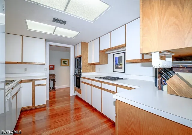 Listing Photo 5 - Condo for sale in building located at 5601 Turtle Bay Dr, Naples, FL 34108 - Unit #1203
