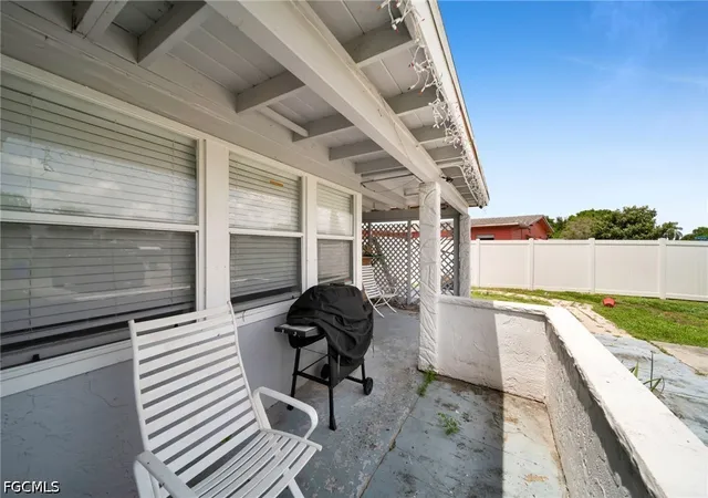 Photo 4 of Single family home for sale at 302 E Penn Rd, Lehigh Acres, FL 33936 | MLS# 2026033403 | Listing updated on 2026-09-05