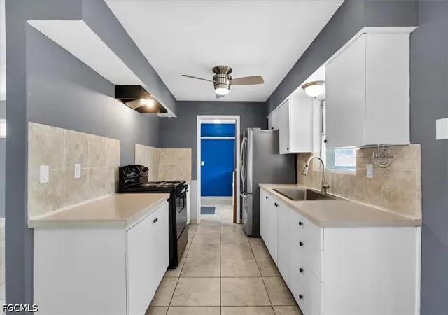 Photo 4 of Single family home for sale at 2373 Chandler Ave, Fort Myers, FL 33907 | MLS# 2026033444 | Listing updated on 2026-09-29