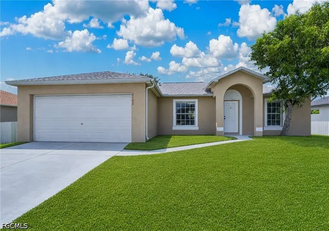 Photo 1 of Single family home for sale at 2102 Ne 17th Avenue, Cape Coral, FL 33909 | MLS# 2026033449 | Listing updated on 2026-10-19