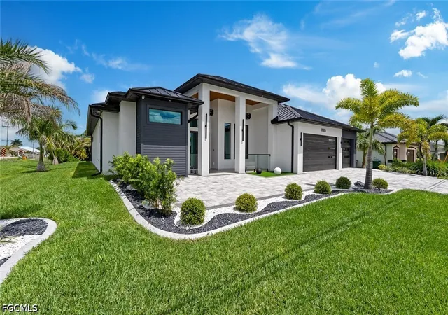 Photo 2 of Sale Pending at 2509 Sw 28th Terrace, Cape Coral, FL 33914 | MLS# 2026033485 | Listing updated on 2026-09-03