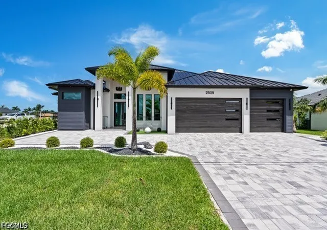 Photo 3 of Sale Pending at 2509 Sw 28th Terrace, Cape Coral, FL 33914 | MLS# 2026033485 | Listing updated on 2026-09-03