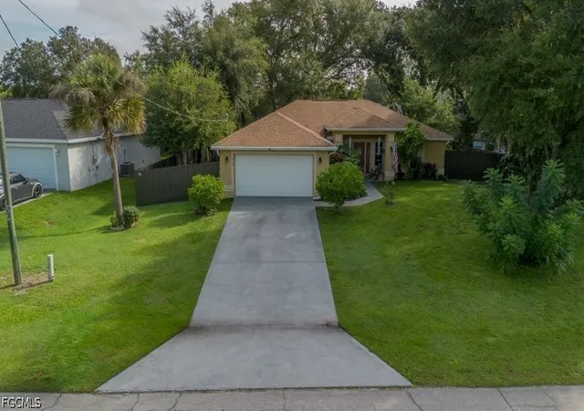 Photo 4 of Sale Pending at 1098 Mission Ln, Labelle, FL 33935 | MLS# 2026033545 | Listing updated on 2026-09-16