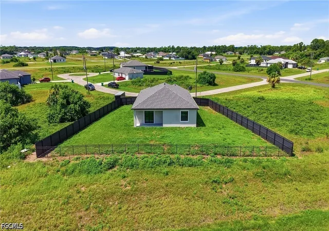 Photo 2 of Single family home for sale at 7004 Alfa Ct, Labelle, FL 33935 | MLS# 2026033559 | Listing updated on 2026-09-01