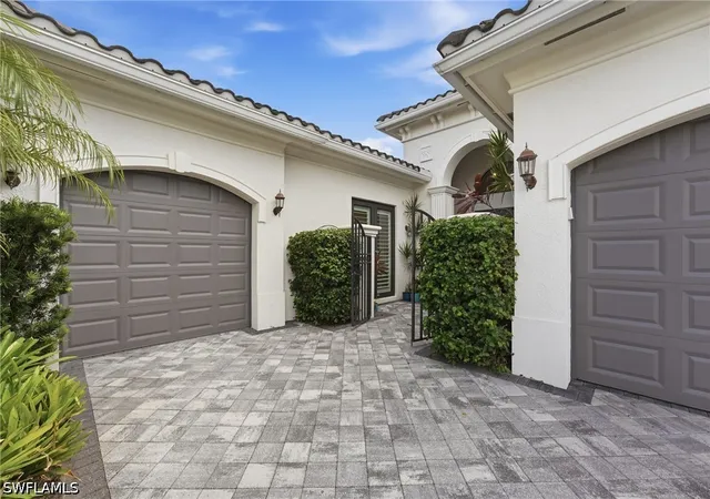 Photo 3 of Single family home for sale at 4617 Azalea Dr, Naples, FL 34119 | MLS# 226028620 | Listing updated on 2026-09-13