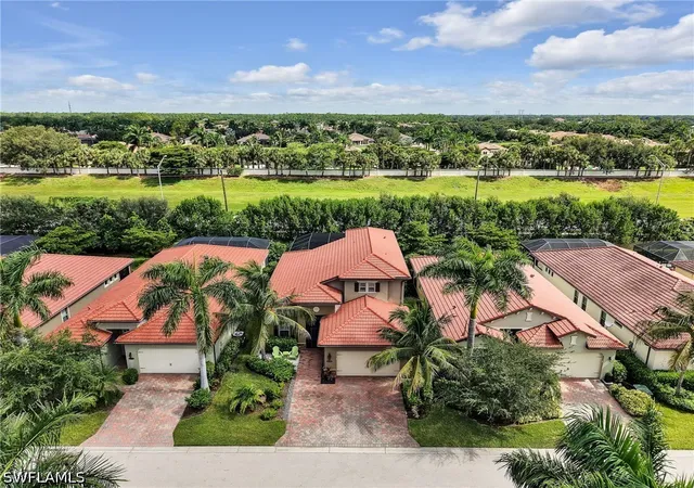 Photo 4 of Single family home for sale at 16395 Barclay Ct, Naples, FL 34110 | MLS# 226028539 | Listing updated on 2026-09-13