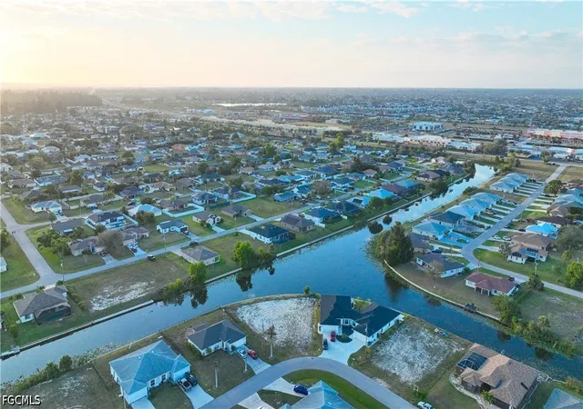 Photo 4 of Sale Pending at 817 SW 8th Street, Cape Coral, FL 33991 | MLS# 2026033728 | Listing updated on 2026-09-04