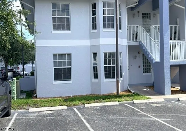 Listing Photo 4 - Condo for sale in building located at 8331 Bernwood Cvs Loop, Fort Myers, FL 33966 - Unit #1401
