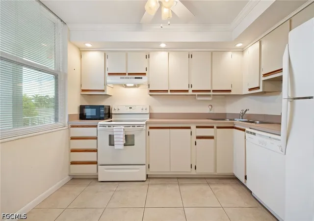 Photo 3 of Condo for sale at 5959 Winkler Rd #218, Fort Myers, FL 33919 | MLS# 2026033793 | Listing updated on 2026-09-03