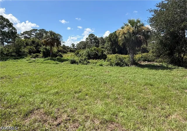 Photo 25 of Single family home for sale at 107 Concord Loop, Labelle, FL 33935 | MLS# 2026033828 | Listing updated on 2026-10-07