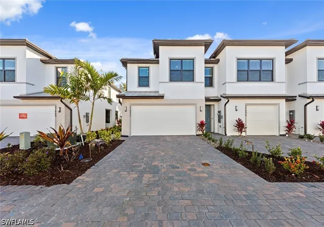 Photo 1 of Sale Pending at 27832 Solis Grande Dr, Bonita Springs, FL 34135 | MLS# 226028931 | Listing updated on 2026-09-27