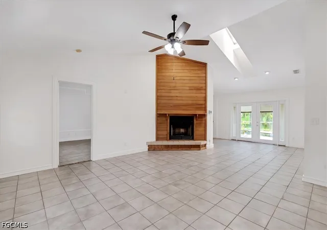 Photo 3 of Single family home for sale at 580 16th Street Se, Naples, FL 34117 | MLS# 2026033879 | Listing updated on 2026-09-15