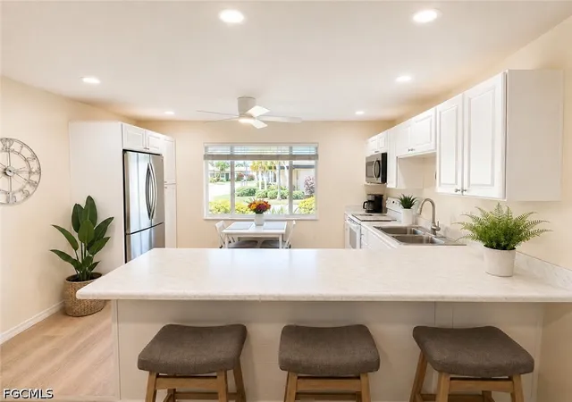 Photo 3 of Townhouse for sale at 5736 Bass Cir, Fort Myers, FL 33919 | MLS# 2026033900 | Listing updated on 2026-09-13