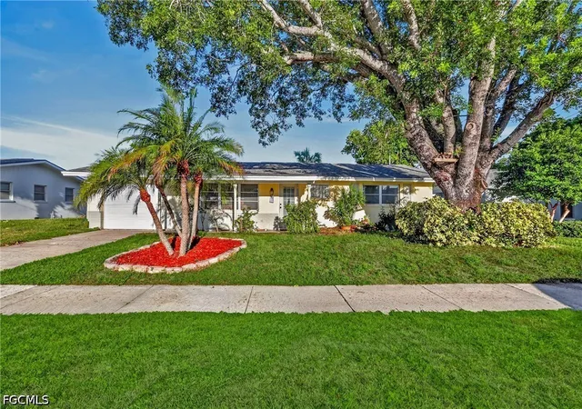 Photo 2 of Single family home for sale at 4431 N Atlantic Cir, North Fort Myers, FL 33903 | MLS# 2026033925 | Listing updated on 2026-09-08