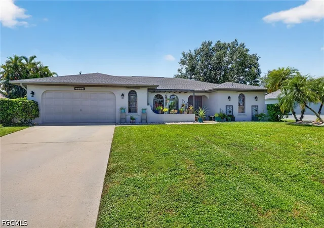 Photo 1 of Single family home for sale at 916 Se 21st Lane, Cape Coral, FL 33990 | MLS# 2026033977 | Listing updated on 2026-09-13