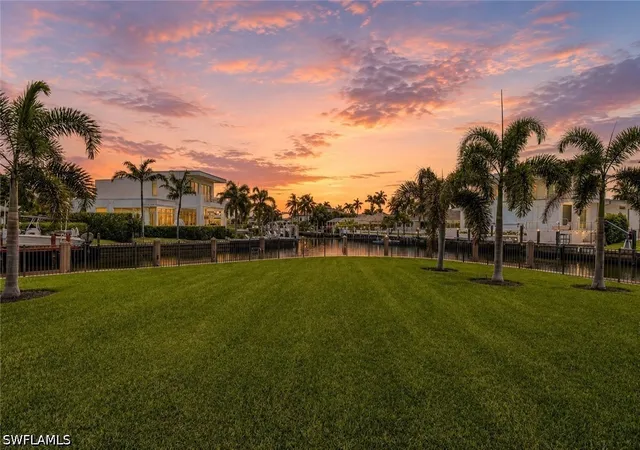 Photo 3 of Single family home for sale at 2185 Trout Ct, Naples, FL 34102 | MLS# 226029093 | Listing updated on 2026-09-14