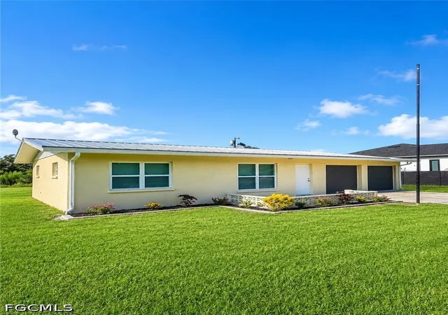 Photo 2 of Sale Pending at 28017 Pasadena Dr, Punta Gorda, FL 33955 | MLS# 2026034089 | Listing updated on 2026-09-08
