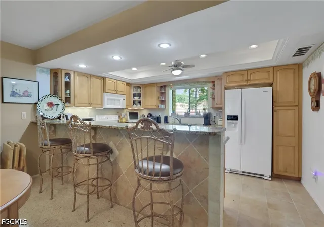 Photo 2 of Townhouse for sale at 4498 Windjammer Ln #2B, Fort Myers, FL 33919 | MLS# 2026034120 | Listing updated on 2026-09-08