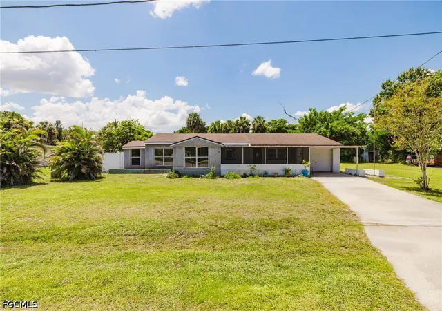 Photo 1 of Single family home for sale at 4616 Eugene St, Fort Myers, FL 33905 | MLS# 2026034159 | Listing updated on 2026-09-12