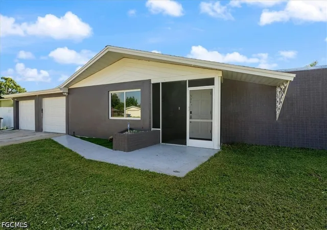 Photo 3 of Single family home for sale at 347 Beachwood Ave, Lehigh Acres, FL 33936 | MLS# 2026034178 | Listing updated on 2026-09-16