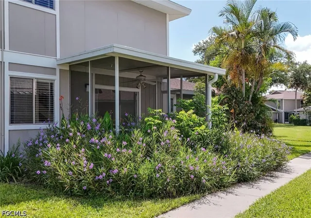 Photo 2 of Townhouse for sale at 3276 Prince Edward Is Cir #2, Fort Myers, FL 33907 | MLS# 2026034203 | Listing updated on 2026-09-11