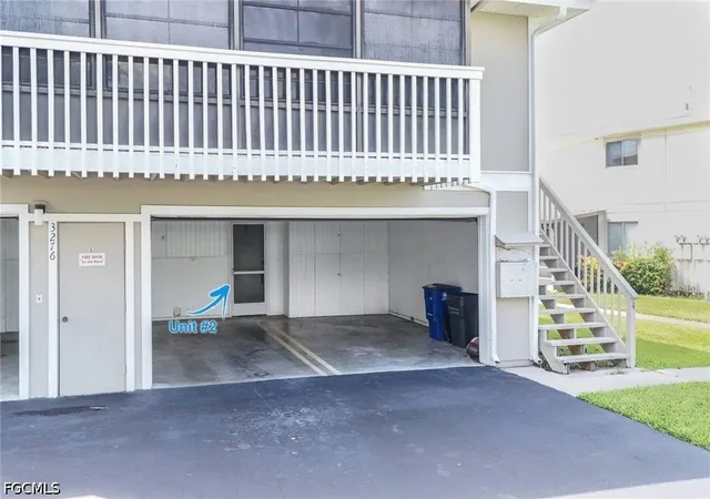 Photo 3 of Townhouse for sale at 3276 Prince Edward Is Cir #2, Fort Myers, FL 33907 | MLS# 2026034203 | Listing updated on 2026-09-11