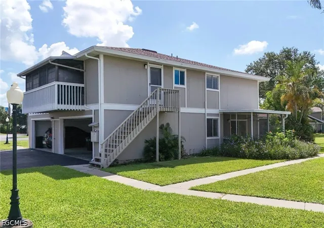 Photo 4 of Townhouse for sale at 3276 Prince Edward Is Cir #2, Fort Myers, FL 33907 | MLS# 2026034203 | Listing updated on 2026-09-11