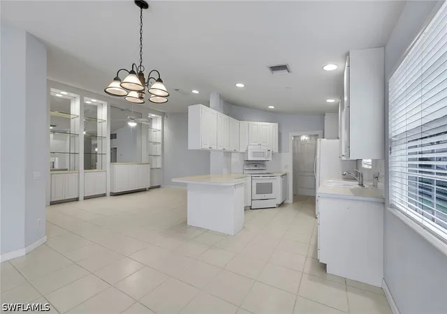 Photo 3 of Townhouse for sale at 4922 Kingston Way, Naples, FL 34119 | MLS# 226028949 | Listing updated on 2026-09-16