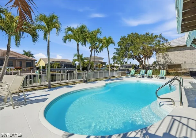 Photo 3 of Single family home for sale at 468 Capri Ct, Marco Island, FL 34145 | MLS# 226029271 | Listing updated on 2026-09-07