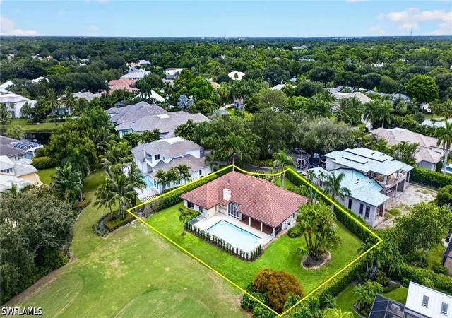 Photo 3 of Single family home for sale at 700 Hollybriar Ln, Naples, FL 34108 | MLS# 226028640 | Listing updated on 2026-10-05