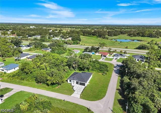 Photo 4 of Single family home for sale at 6044 Acorn Cir, Labelle, FL 33935 | MLS# 2026034295 | Listing updated on 2026-09-15